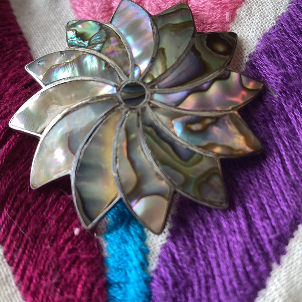 🌴Vintage Mexico Sterling Silver Abalone Pinwheel Brooch